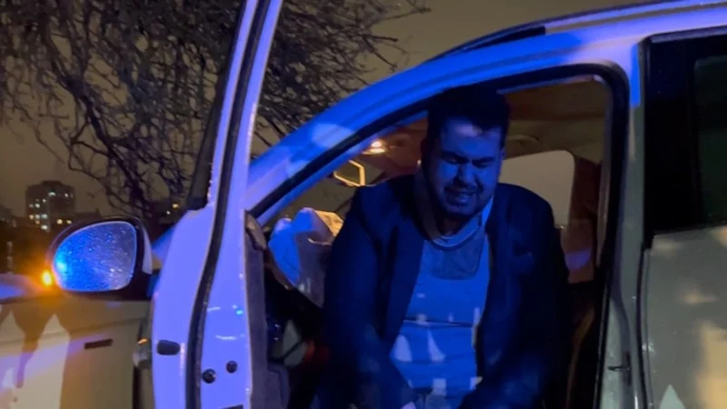 Tekirdağ’da tarlaya giren otomobil ağaca çarptı: Sürücü gözyaşlarını tutamadı.